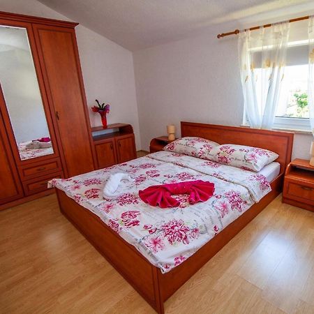 Villa Anita Pula Luaran gambar