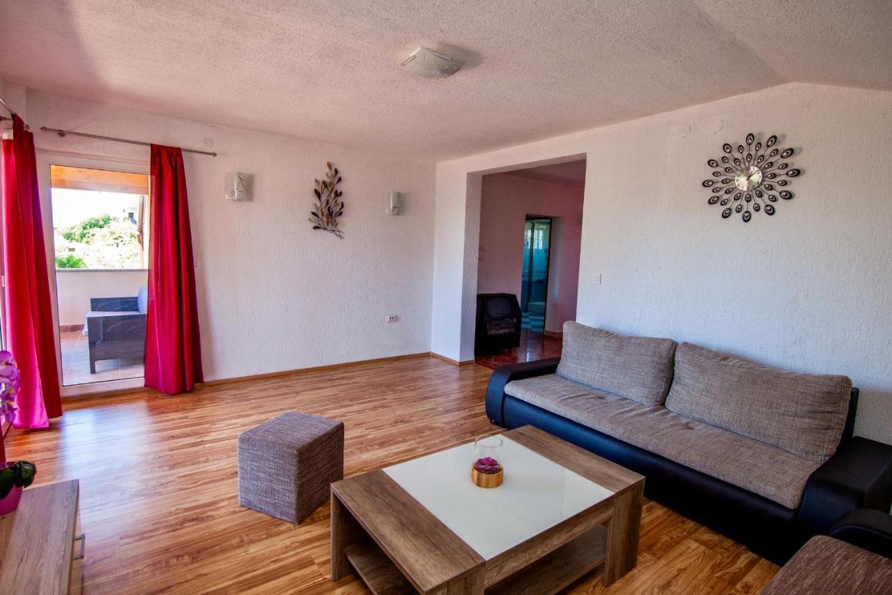Villa Anita Pula Luaran gambar