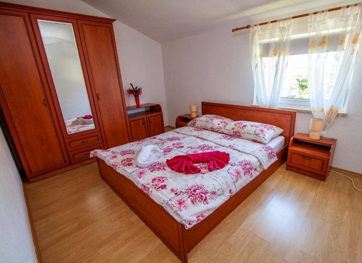 Villa Anita Pula Luaran gambar