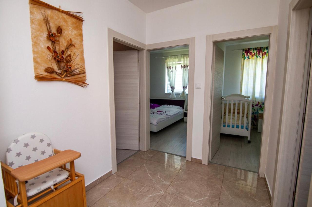 Villa Anita Pula Luaran gambar