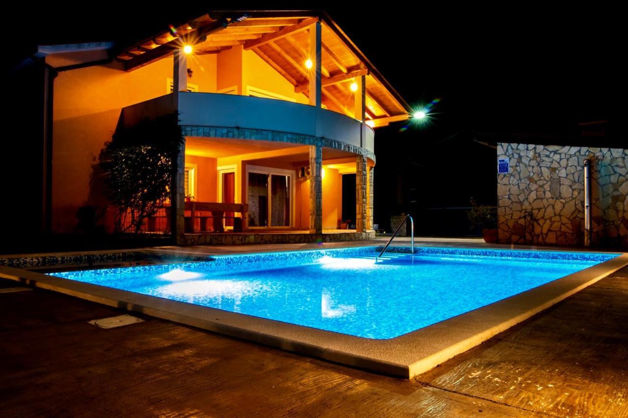 Villa Anita Pula Luaran gambar